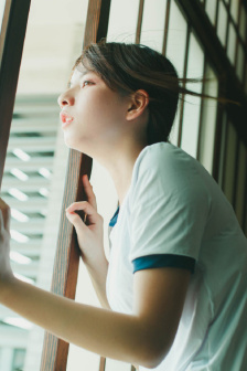 让娇妻满足老头性需要